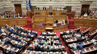 Συνταγματική Αναθεώρηση: Τα άρθρα, το στοίχημα της συναίνεσης και η «εξίσωση» των 180 ψήφων