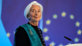 «Η διεθνής αβεβαιότητα αποτελεί βασικό παράγοντα κινδύνου για την ευρωζώνη», δηλώνει η Λαγκάρντ