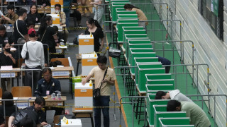 Βουλευτικές εκλογές και δημοψήφισμα στην Ταϊλάνδη για τη συνταγματική αναθεώρηση