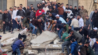 Λίβανος: Συνεχίζονται οι έρευνες στα συντρίμμια του κτηρίου που κατέρρευσε - Εννιά οι νεκροί