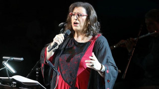 Μαρία Φαραντούρη στο CNN Greece: «Το καλό ελληνικό τραγούδι βρίσκει πάντα τον δρόμο του»