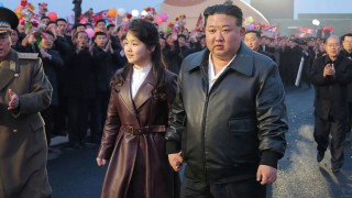 Ο Κιμ Γιονγκ Ουν επανεξελέγη στην ηγεσία του κυβερνώντος κόμματος στη Βόρεια Κορέα