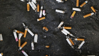 Κινέζοι επιστήμονες βρήκαν τρόπο να μετατρέψουν τα αποτσίγαρα σε «υπερμπαταρίες»