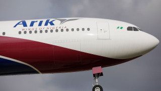 Εξερράγη κινητήρας αεροσκάφους στη Νιγηρία - Πώς κατάφερε να προσγειωθεί