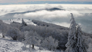 Μειώνονται οι πτήσεις προς το Παρίσι την Κυριακή λόγω χιονιού και παγετού