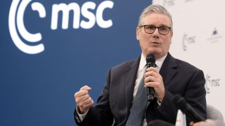 Στάρμερ: Η Βρετανία θα αναπτύξει ομάδα κρούσης αεροπλανοφόρων στον Βόρειο Ατλαντικό