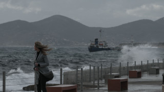 Ακυβέρνητο κρουαζιερόπλοιο στον Πειραιά - Αναστάτωση για πάνω από 2.000 επιβάτες