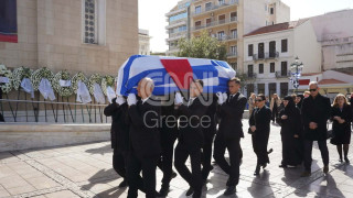 Το τελευταίο αντίο στην Ελένη Γλύκατζη - Αλβελέρ: Παρών στην κηδεία και ο Κ. Μητσοτάκης