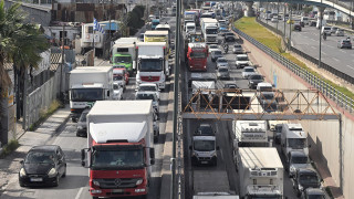 Κίνηση: Μποτιλιάρισμα στον Κηφισό - Χαμηλές ταχύτητες σε κέντρο και Αττική Οδό