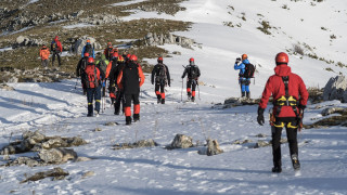 Σταματούν οι νυχτερινές έρευνες για τον εντοπισμό του 74χρονου στο Βελούχι, λόγω κακοκαιρίας