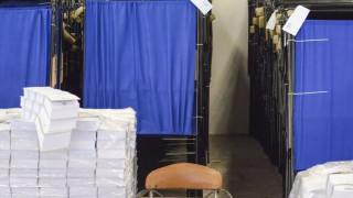 Δημοσκοπήσεις: Εικόνα εύθραυστης σταθερότητας - Οι αναποφάσιστοι και τα κόμματα Τσίπρα - Καρυστιανού