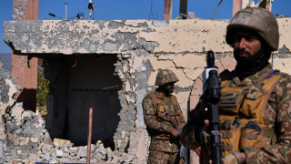 Ποιοι μπορούν να διαμεσολαβήσουν για να σταματήσει η σύρραξη Πακιστάν - Ταλιμπάν