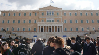 3 χρόνια από τα Τέμπη:Στο Σύνταγμα η κεντρική διαδήλωση, διαμαρτυρίες και σε άλλες πόλεις (liveblοg)