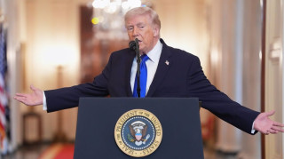 Επιβεβαιώνει ο Τραμπ τον θάνατο του Χαμενεΐ: «Πιστεύουμε ότι είναι νεκρός»