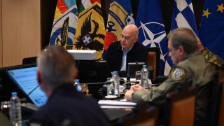 Έκτακτη σύσκεψη στο ΥΠΕΘΑ υπό τον Δένδια για τη Μέση Ανατολή - Ελήφθησαν τα αναγκαία μέτρα ασφαλείας