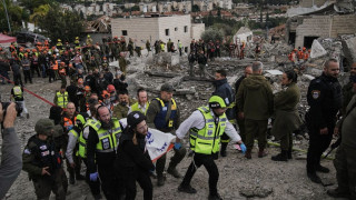 «Βροχή» πυραυλικών επιθέσεων από το Ιράν - Εννέα νεκροί από χτύπημα στην Ιερουσαλήμ