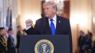 Τραμπ για Ιράν: Θα συνεχίσουμε μέχρι να πετύχουμε τους στόχους μας