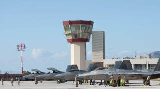 Προσαγωγή ενός Γεωργιανού για κατασκοπεία στη Σούδα- Ερευνάται το ψηφιακό υλικό που κατείχε