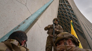 Φρουροί της Επανάστασης: «Όσοι σκότωσαν τον Χαμενεΐ δεν είναι ασφαλείς ούτε στην πατρίδα τους»