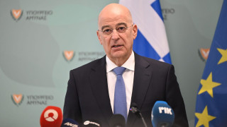 Δένδιας από Λευκωσία: Η Ελλάδα θα συμβάλει με κάθε δυνατό τρόπο στην άμυνα της Κυπριακής Δημοκρατίας
