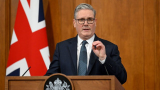 Στάρμερ: Στέλνει ελικόπτερα στην Κύπρο η Βρετανία - Χρήση των βάσεων μόνο για άμυνα