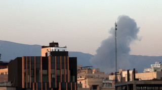 Οι ΗΠΑ στέλνουν τρίτο αεροπλανοφόρο στη Μέση Ανατολή, φρεγάτα και από Ιταλία στην Κύπρο