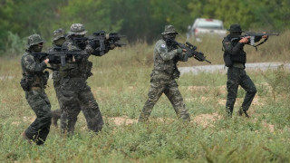 ΗΠΑ: Η ξαφνική ακύρωση άσκησης του στρατού και τα σενάρια χερσαίας επιχείρησης στο Ιράν