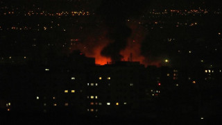 Τραυματίες στο Μπαχρέιν από θραύσματα πυραύλου: «Κόλαση» φωτιάς στην Τεχεράνη - Σειρήνες στο Ισραήλ