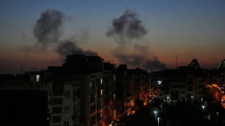 Τέσσερις νεκροί από το χτύπημα στις δεξαμενές πετρελαίου στην Τεχεράνη: Φονικά πλήγματα στη Βηρυτό