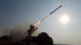 Νέo κύμα ιρανικών επιθέσεων στις χώρες του Κόλπου - Tρεις τραυματίες στο Μπαχρέιν