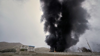 Στην Κύπρο αύριο ο Μακρόν, πληροφορίες για συνάντηση με Μητσοτάκη: Εξελέγη ο διάδοχος Χαμενεϊ