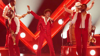 Ιστορική επιστροφή για τον Μπρούνο Μαρς στην κορυφή του Billboard 200 μετά από 13 χρόνια