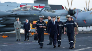 Στη Σούδα ο Μακρόν - Θα μεταφερθεί με ελικόπτερο στο Σαρλ ντε Γκώλ