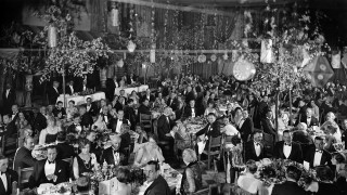 Όλα όσα συνέβησαν στην πρώτη απονομή των Όσκαρ το 1929, που κράτησε μόλις 15 λεπτά