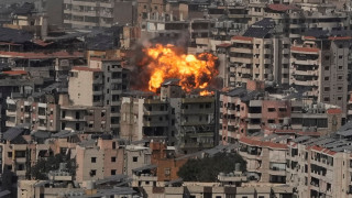 Κλιμάκωση στα Στενά του Ορμούζ με μπαράζ επιθέσεων σε πλοία- Εκρήξεις σε Ντουμπάι, Κουβέιτ, Μπαχρέιν