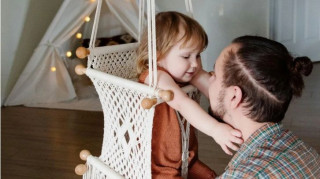 Επίδομα Παιδιού 2026: Ολοκληρώθηκε ο πρώτος κύκλος των αιτήσεων Α21