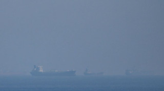 Η ανακοίνωση της πλοιοκτήτριας εταιρείας για το ελληνικό τάνκερ που χτυπήθηκε στη Μαύρη Θάλασσα