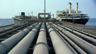 Η στιγμή που οι ΗΠΑ βομβαρδίζουν τη νήσο Χαργκ - Ο πιο σημαντικός πετρελαϊκός κόμβος του Ιράν