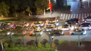 Μεγαλειώδεις ουρές έξω από βενζινάδικα στην Κίνα ενόψει ανόδου των τιμών