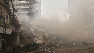 «Οι ΗΠΑ θα αντιμετωπίσουν νέο Βιετνάμ» απειλεί το Ιράν - Νέο «κύμα» επιθέσεων σε Τεχεράνη και Λίβανο