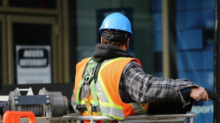 Πότε θα ανακοινωθούν τα μέτρα στήριξης για τον κλάδο της ελληνικής βιομηχανίας