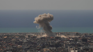 Πετρελαιοφόρα αρχίζουν να διασχίζουν τα Στενά του Oρμούζ, λέει ο Λευκός Οίκος