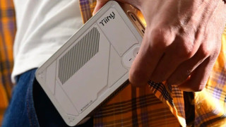 Ο μικρότερος υπερυπολογιστής ΑΙ στον κόσμο μπορεί να χωρέσει μέσα σε μία τσέπη