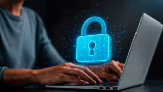Τα τρία πράγματα που πρέπει να γνωρίζουμε για τους κωδικούς, από έναν ειδικό στην κυβερνοασφάλεια