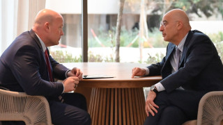 Συνάντηση Ν. Δένδια με τον μόνιμο αντιπρόσωπο των ΗΠΑ στο ΝΑΤΟ