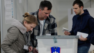 Στις κάλπες οι Σλοβένοι: Στήθος με στήθος ο φιλοτραμπικός Γιάνσα με τον φιλελεύθερο Γκολόμπ