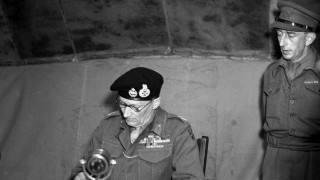 Η μονομαχία Μοντγκόμερι – Ρόμελ: Η μάχη του Ελ Αλαμέιν που άλλαξε τον Β’ Παγκόσμιο Πόλεμο