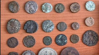 Κέρκυρα: Χειροπέδες σε 41χρονο αρχαιοκάπηλο - Κατασχέθηκαν 22 αρχαία νομίσματα