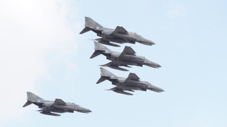 Live η μεγάλη στρατιωτική παρέλαση στο κέντρο της Αθήνας