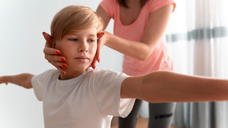 Όταν ο πόνος χτυπά τη νιότη: 120.000 και πλέον παιδιά στην Ευρώπη ζουν με νεανικό ρευματικό νόσημα